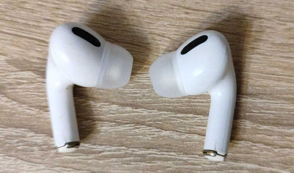 Продам навушники  AirPods TWS