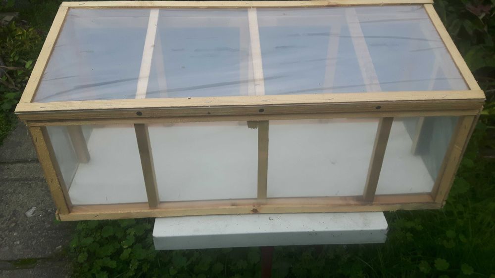 Szklarenka do kwiatów