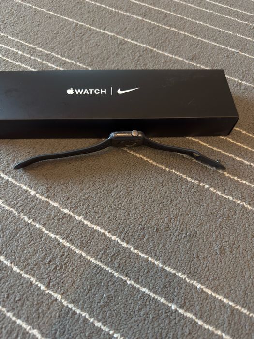 Apple watch se nike