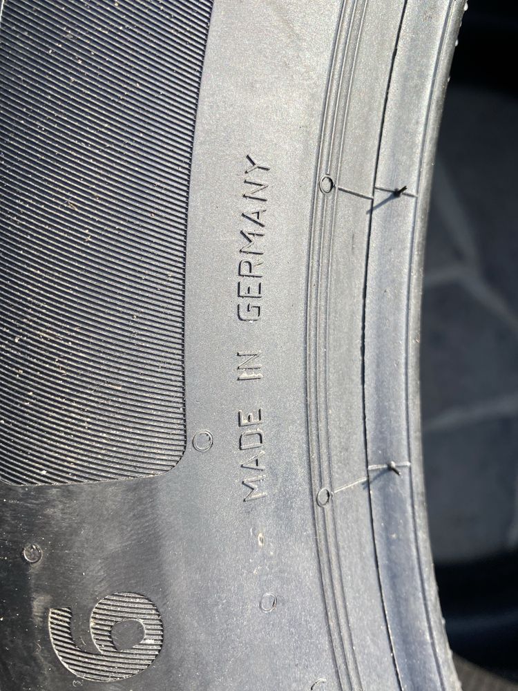 235/45/R19 Continental EcoContact 6