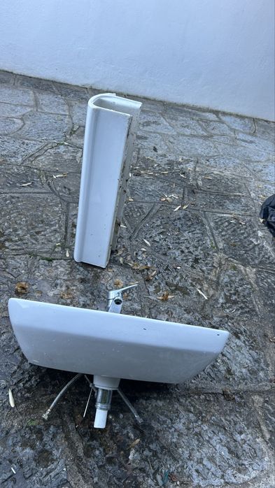 Lavatorio roca com base