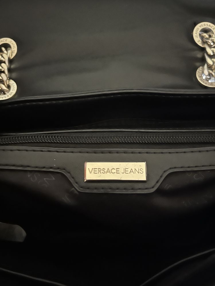 Bolsa versace preta com dourado
