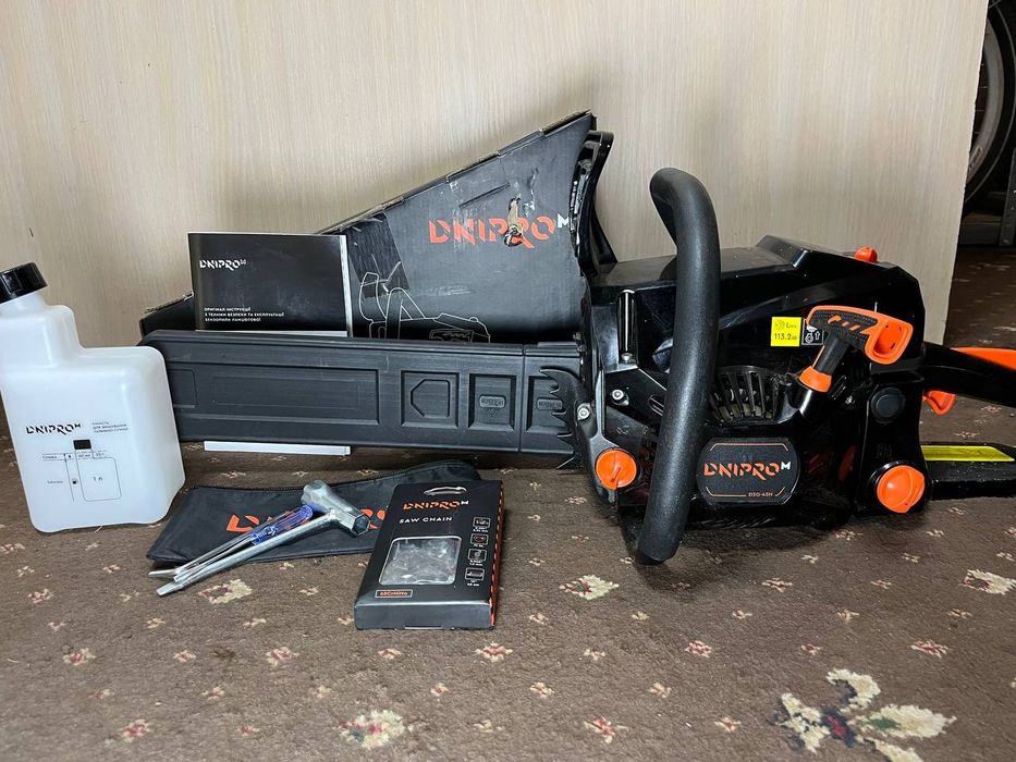 Ланцюгова бензопила Dnipro-M DSG-45H