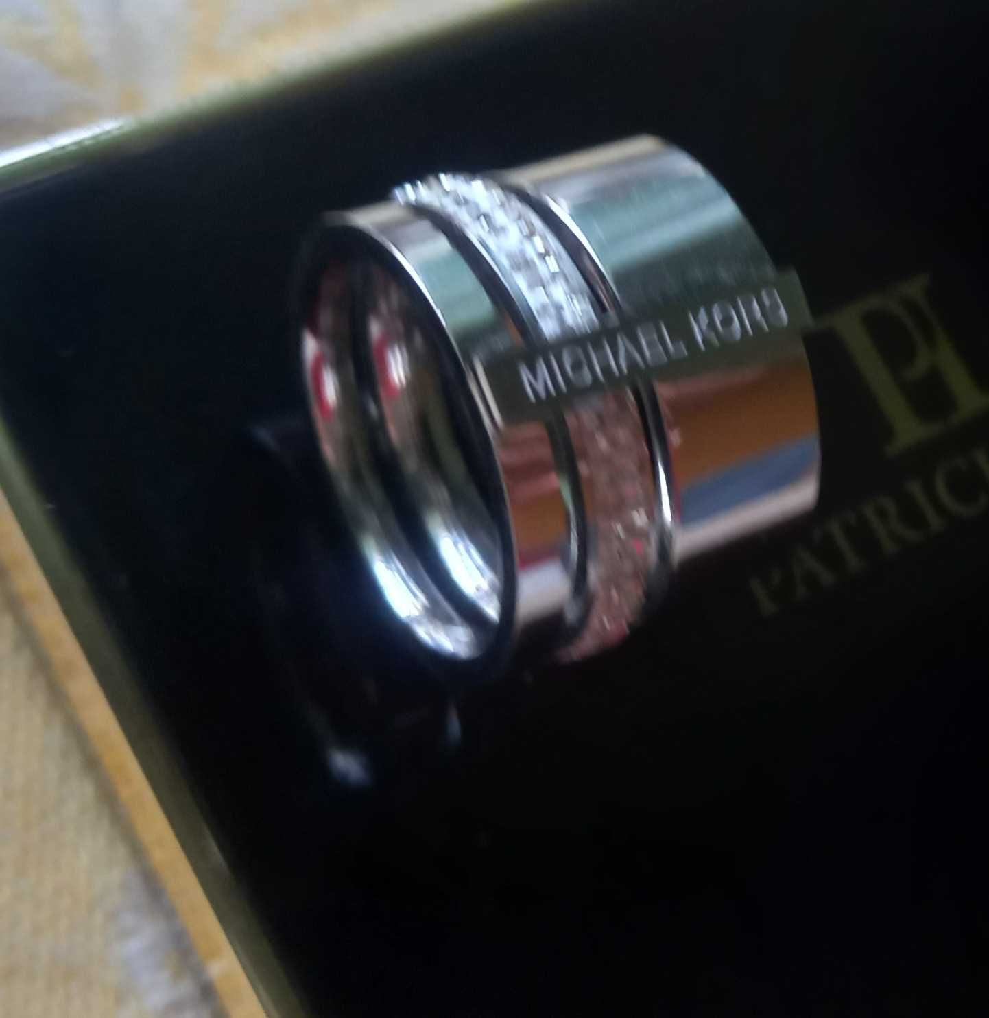Каблучка перстень кольцо