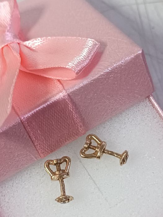 Серьги золотые пусеты