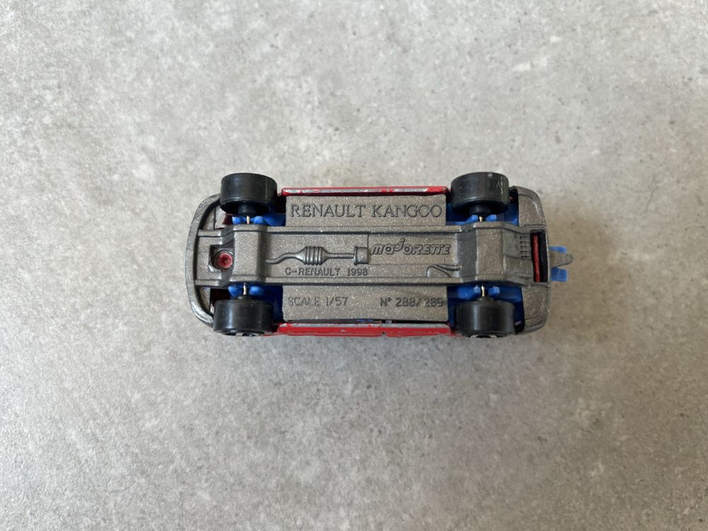 Model Resorak Majorette Renault Kangoo cyrk