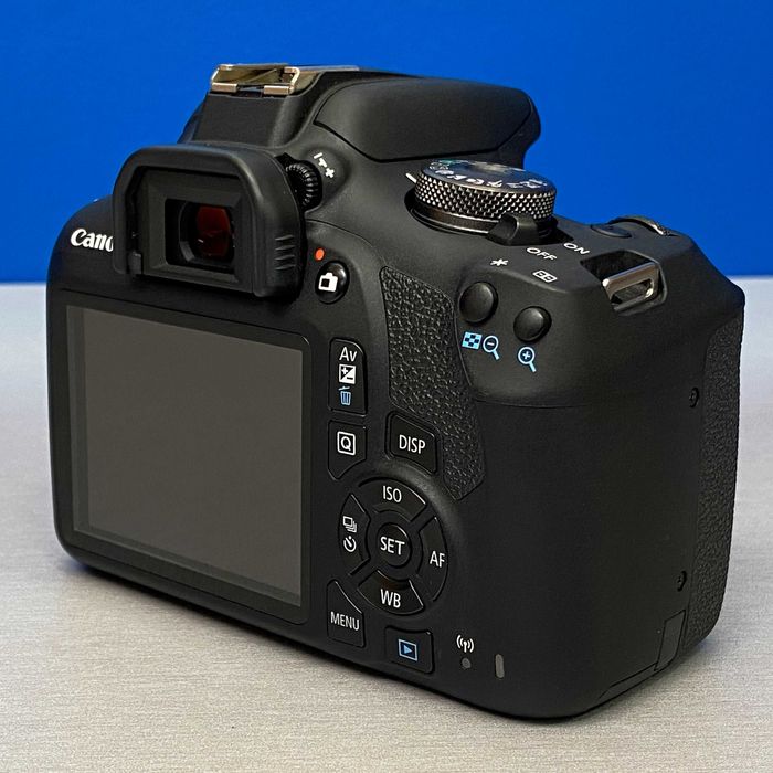 Canon EOS 2000D (Corpo) - 24.1MP