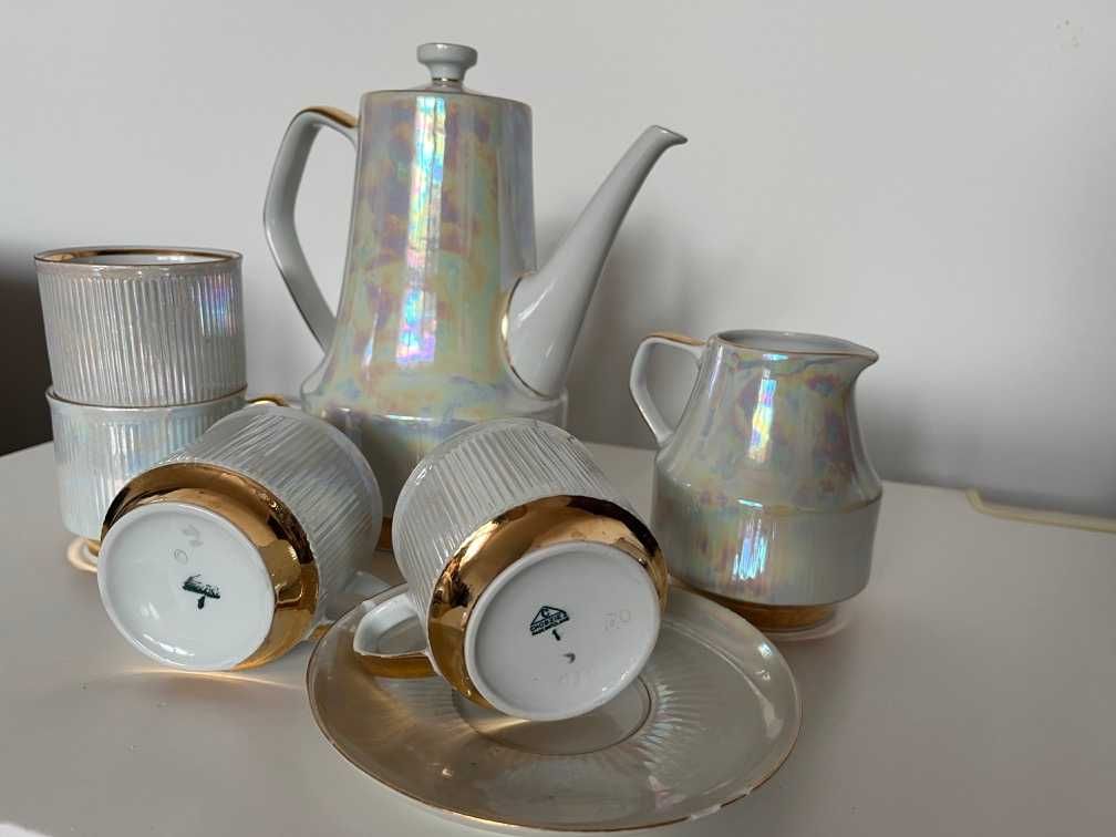 Porcelana Chodzież, mlecznik, dzbanek, filiżanki