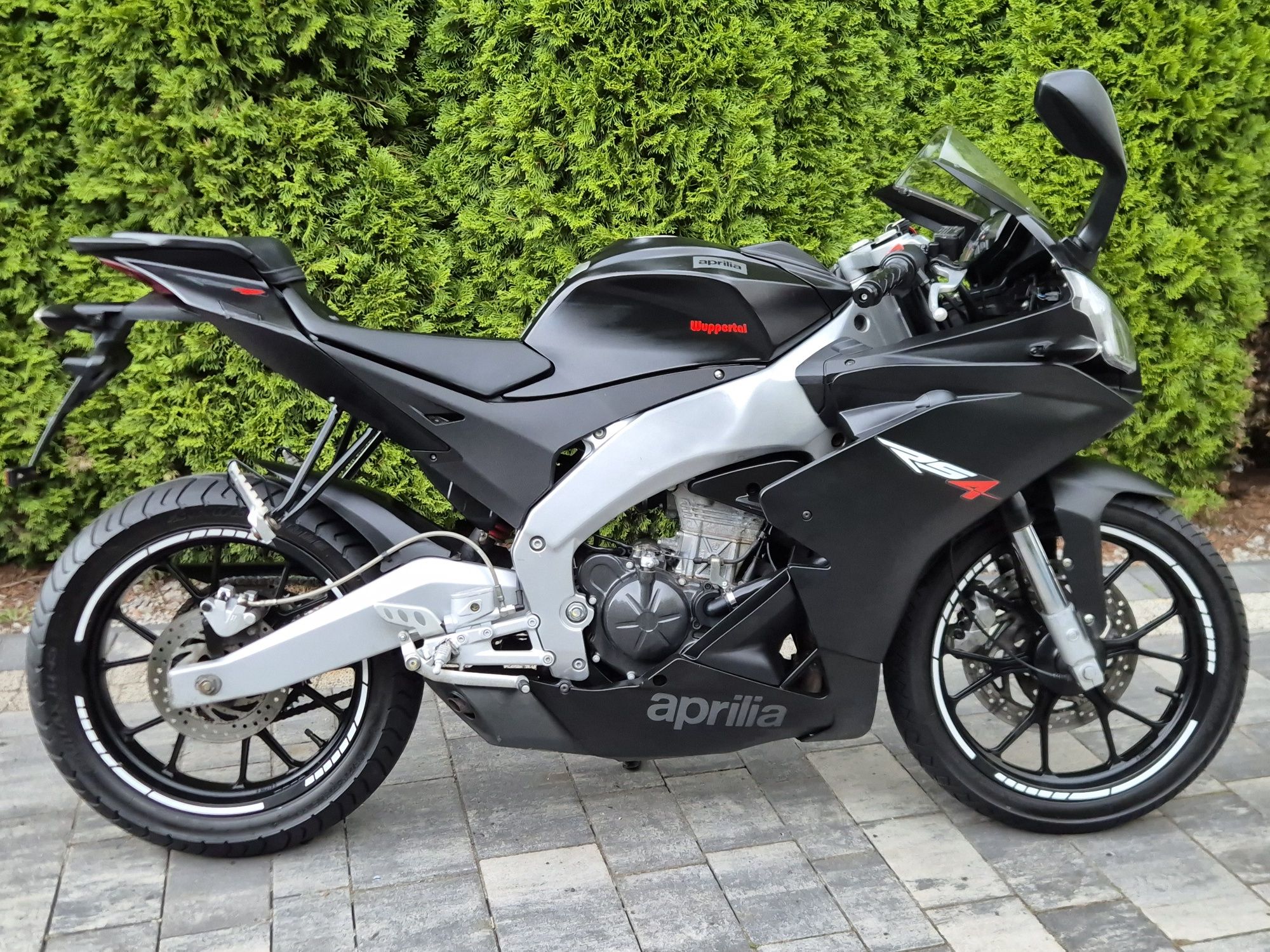 Aprilia RS4 125 Black Mat 2013r Niski Przbieg Kat B a1