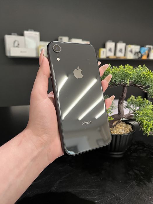 iPhone XR 64 gb Black