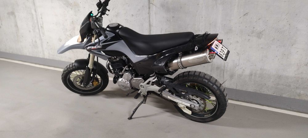 Honda FMX 650 Supermoto