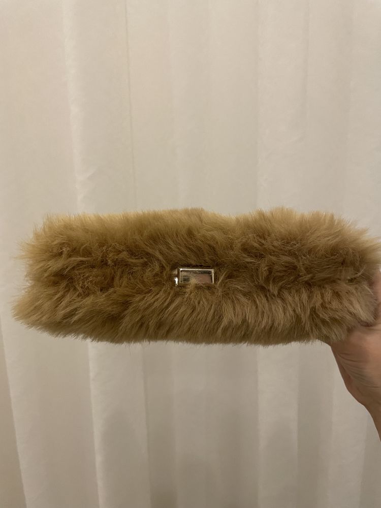 Mala clutch fake fur