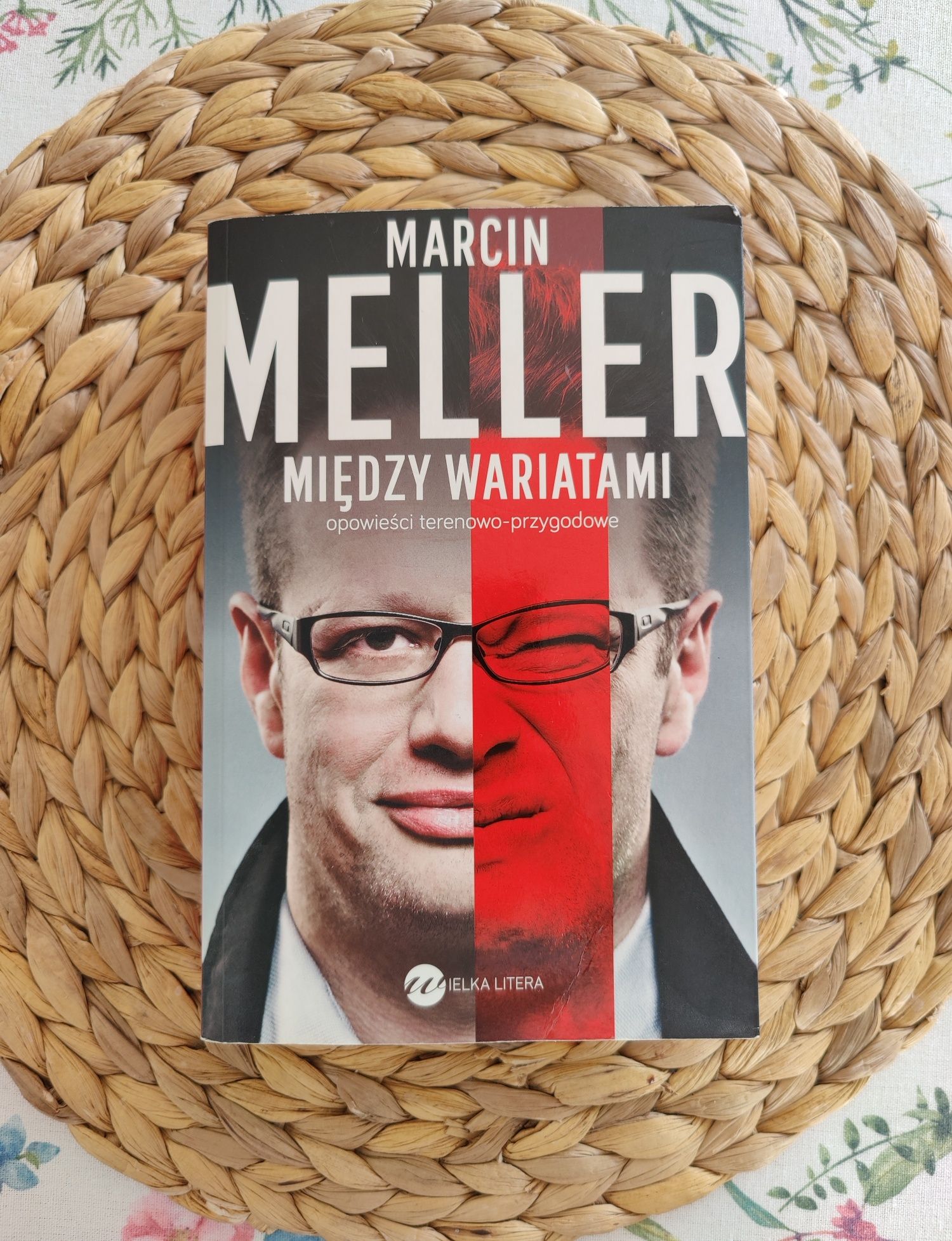 Między nami wariatami