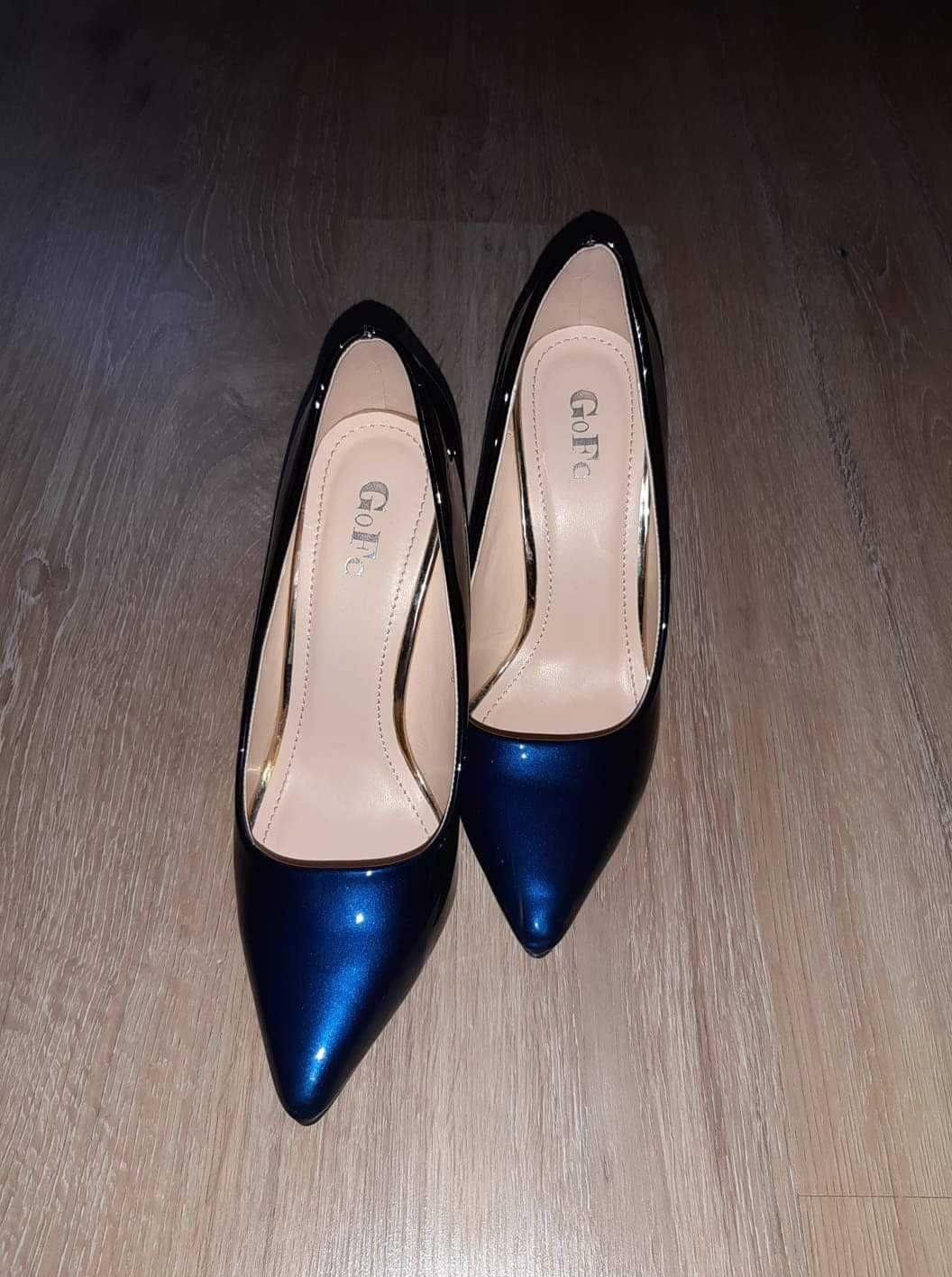 Buty, czółenka,  granatowe ombre, wysoki obcas, sylwester