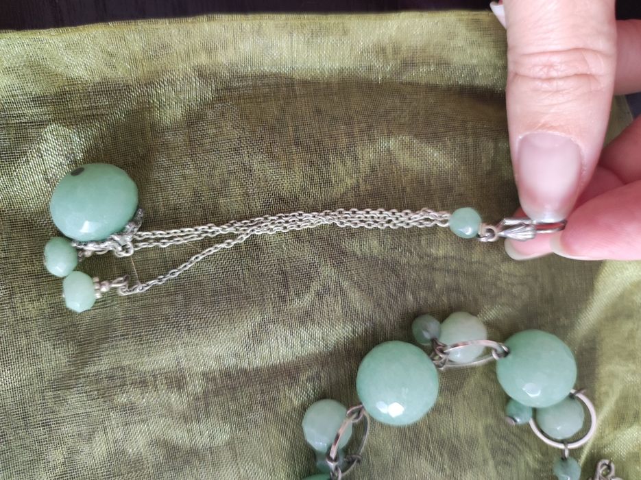 Набор из натурального камня.