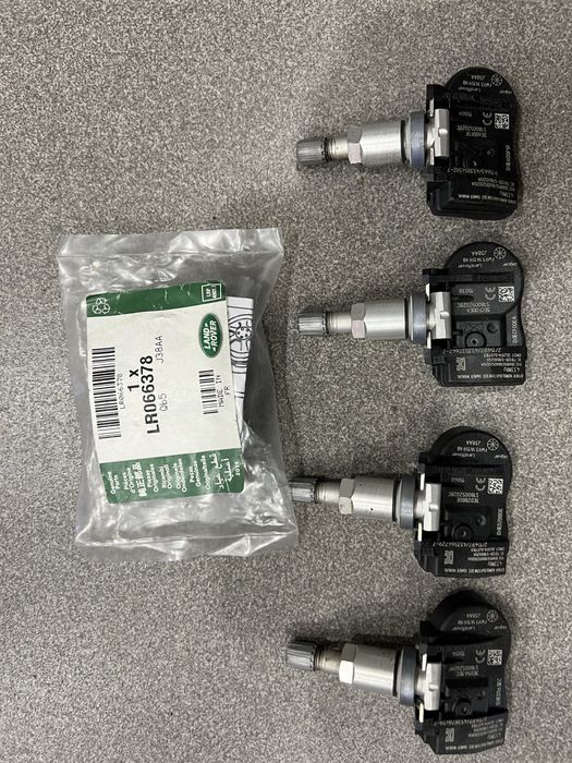 LR066378 Land Rover датчик давления воздуха в шинах