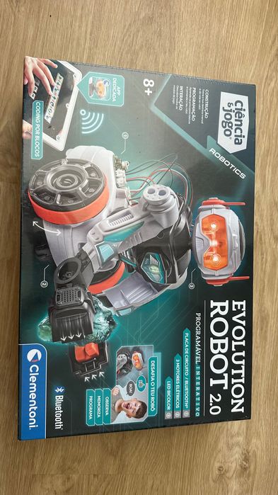 Novo Ciência & Jogo - Evolution Robot 2.0
Clementoni