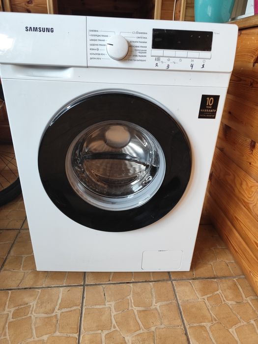 Стиральная машина Samsung не рабочая 23 год