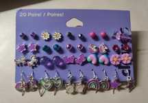 20 brincos Claire's