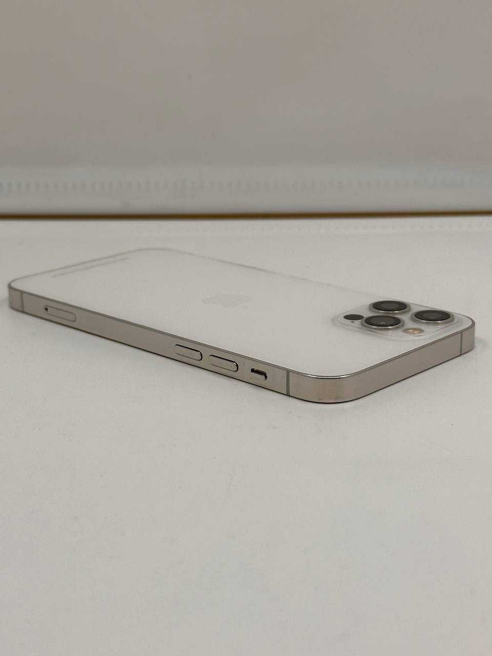iPhone 12 Pro 256Gb Silver Neverlock ГАРАНТИЯ 6 Месяцев МАГАЗИН
