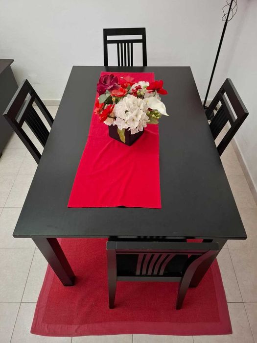 Conjunto Mesa Jantar Extensível + Cadeiras