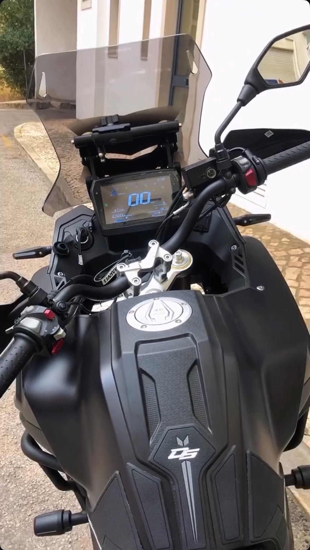 Voge 525dsx 2024 c/extras