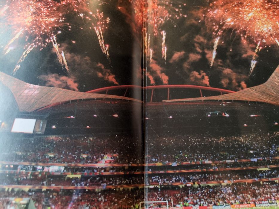 Euro 2004 da UEFA livro oficial da Competição