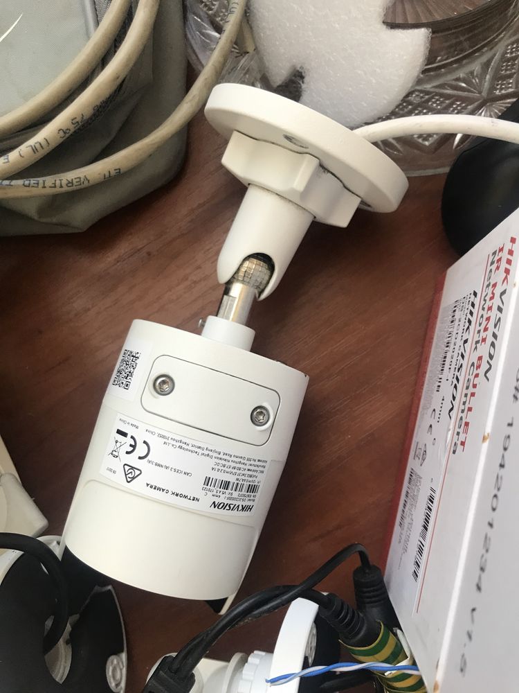 Камера ip Hikvision DS-2CD2020-i