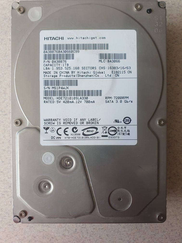 Жорсткий диск Hitachi 1TB