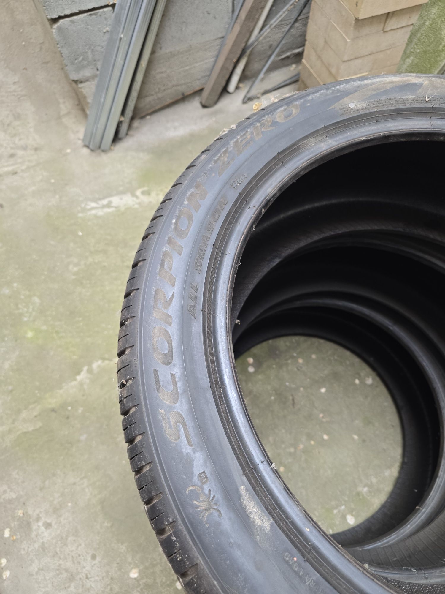 Продаю резину Pireli Michelin Dunlop