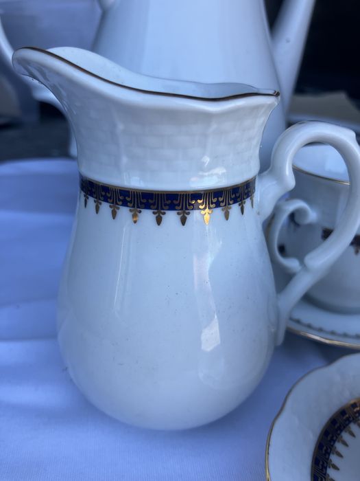 Servico de cafe e de cha novo