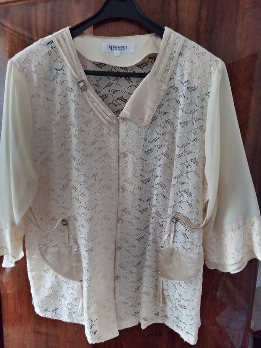 Блуза   р. 58   .