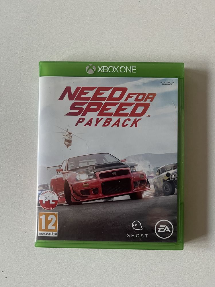 XBOX One S 2 pady