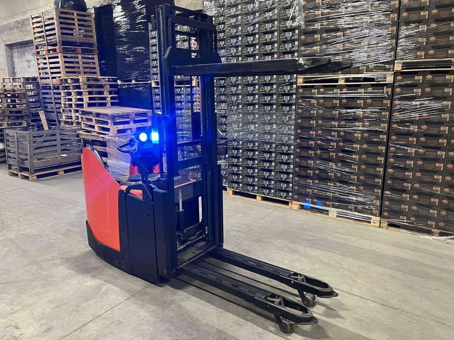 Paleciak elektryczny/sztaplarka TOYOTA SPE200D - rok 2017