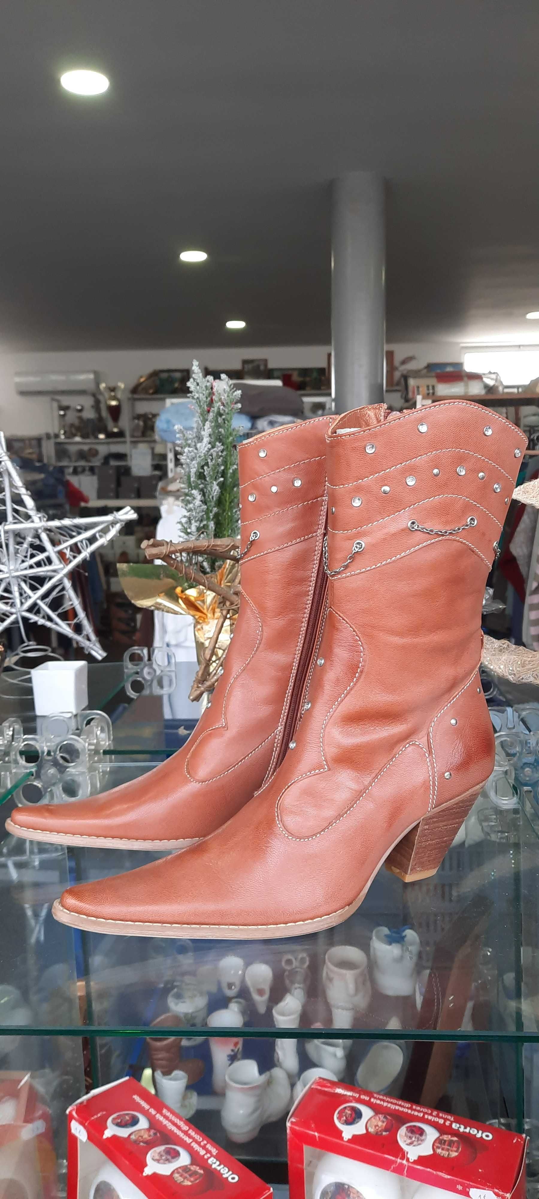 Lote botas Charles  (outlet)