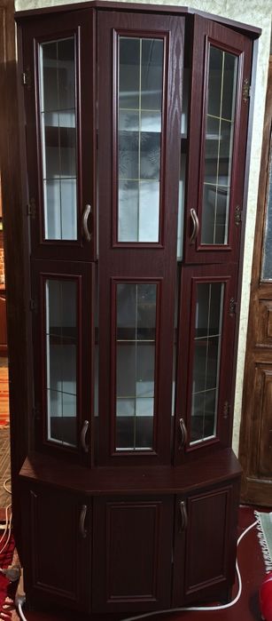 Шкаф, сервант , стінка