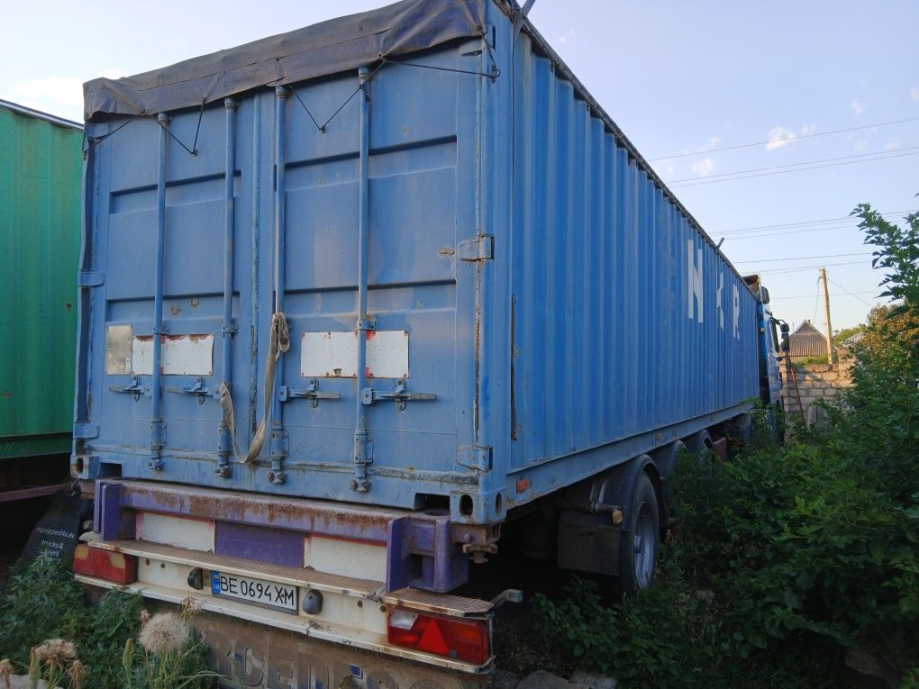 Продам заводський контейнеровоз