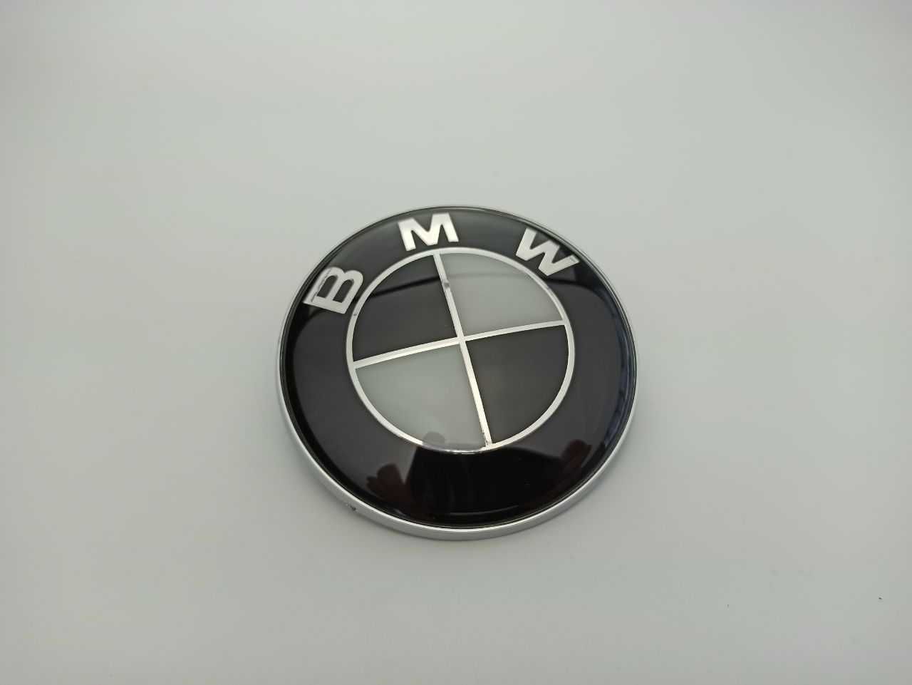 ZNACZEK emblemat klapa TYŁ BMW 82mm