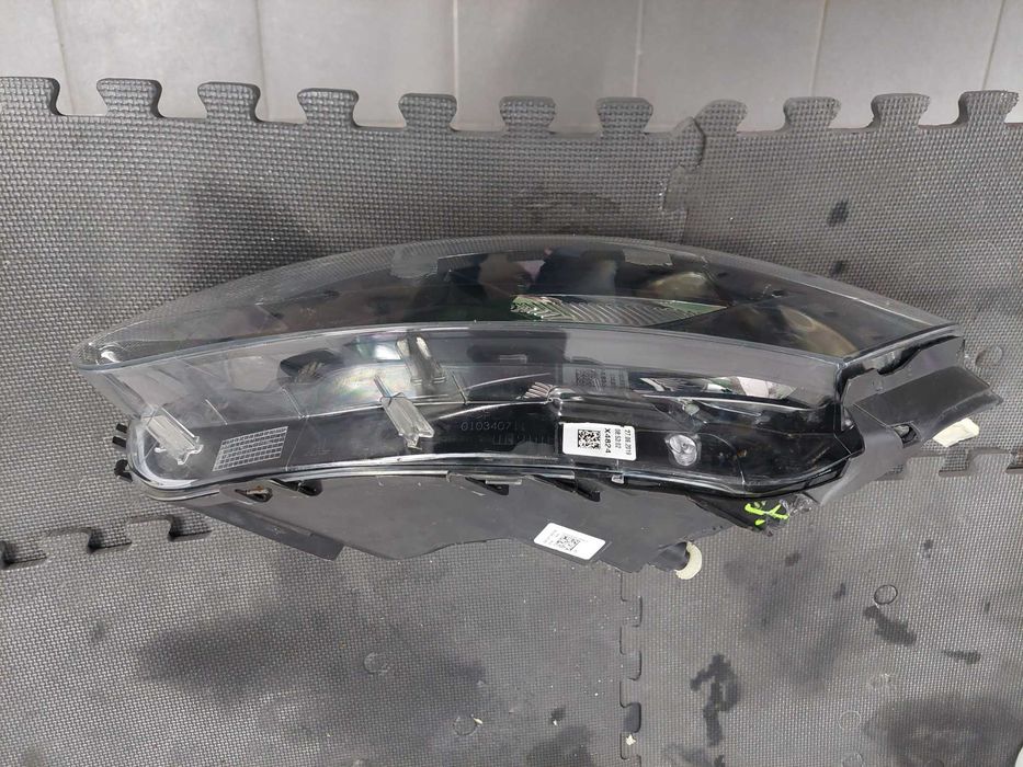 farol esq Renault Clio iv