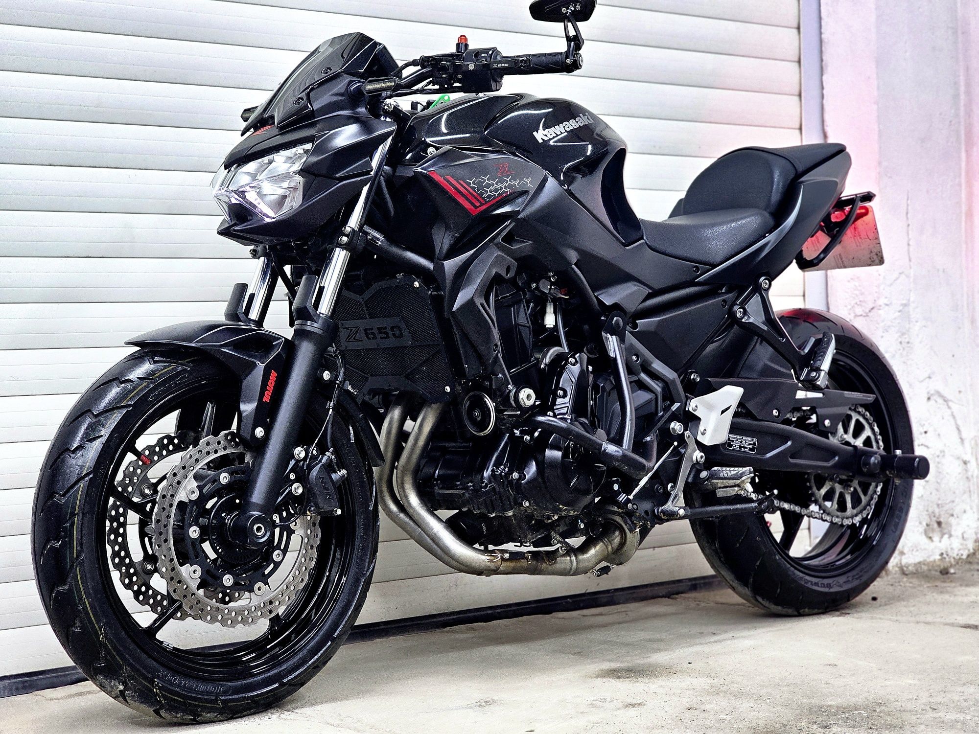 Kawasaki Z650 Black edition 2021 rok  35KW A2 Wydech MiVV dodatki
