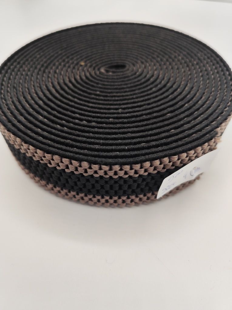 Guma szelkowa, 5 m x 4 cm. Czarno - beżowa