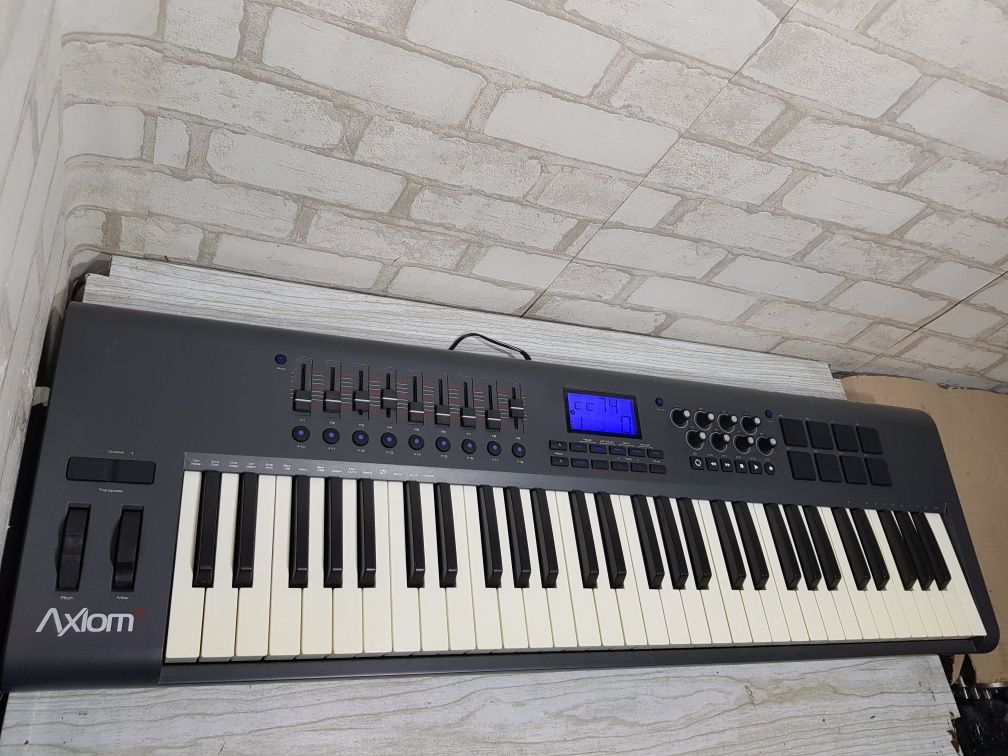 Midi клавіатура Yamaha/M-Audio Axiom б/у з Німеччини