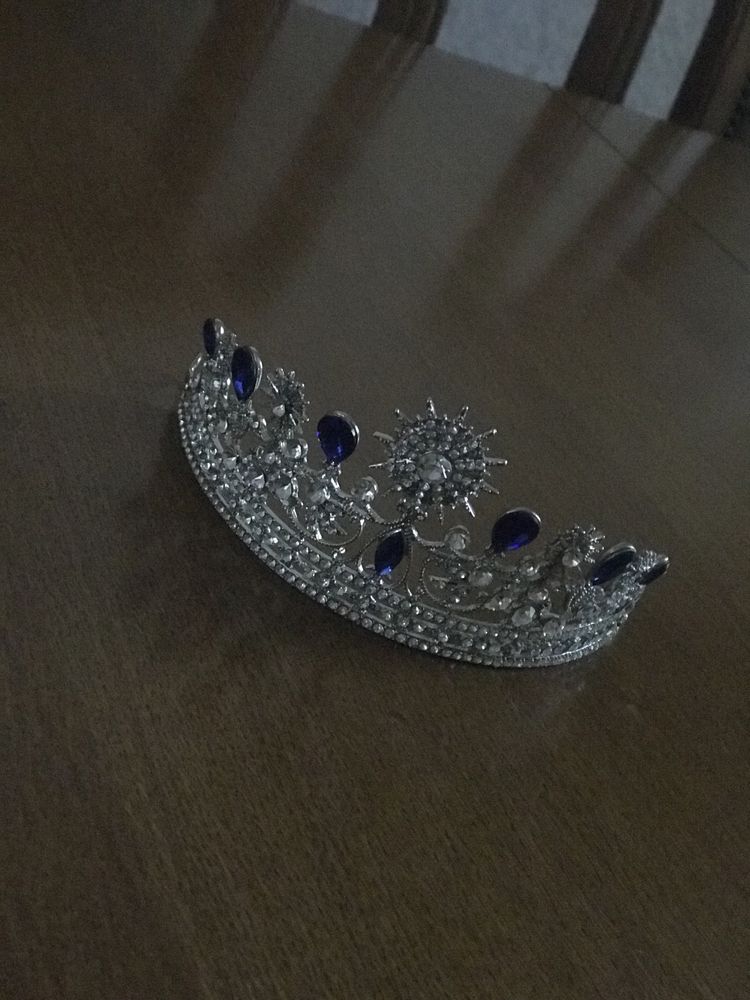 Корона для принцеси. Нова