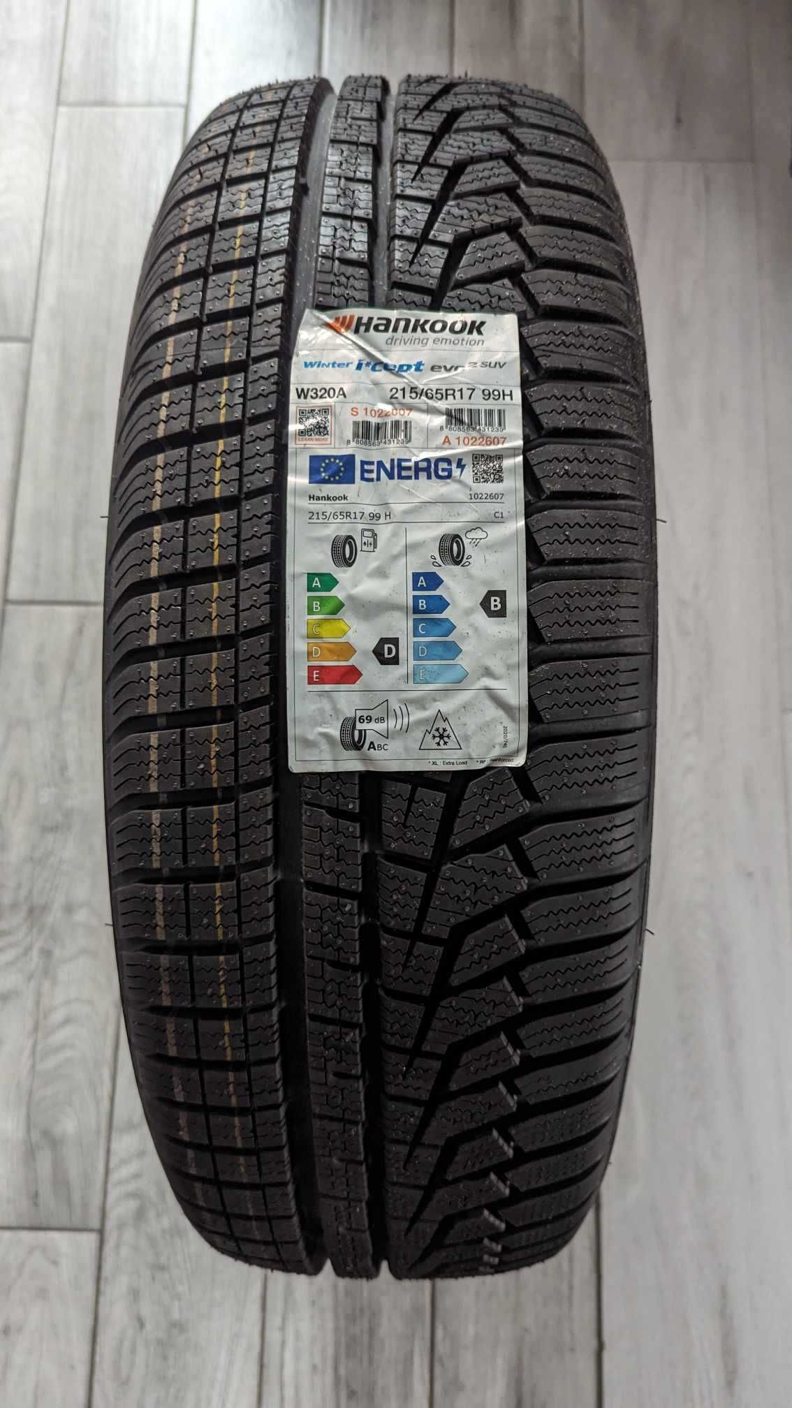Hankook Winter i*cept evo2 SUV W320A 215/65R17 99 H