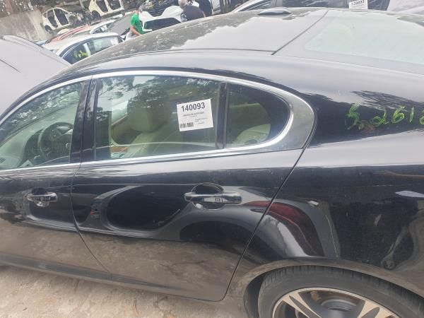 Porta trás esquerda JAGUAR XF (X250)