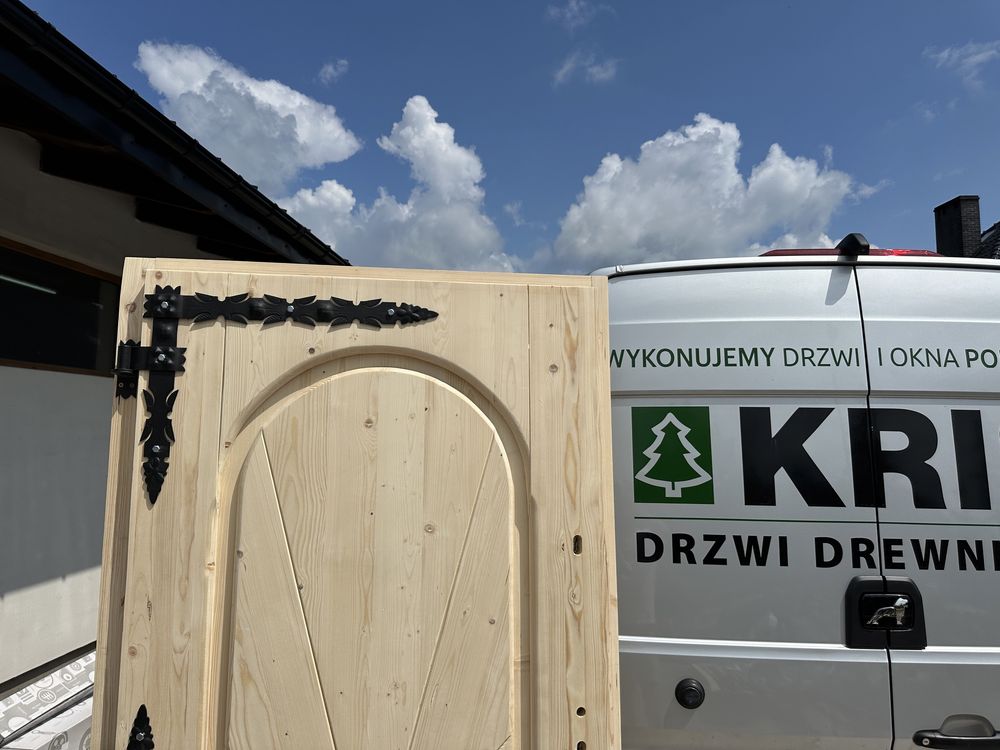 Drzwi zewnętrzne  drewniane góralskie świerkowe Cała Polska