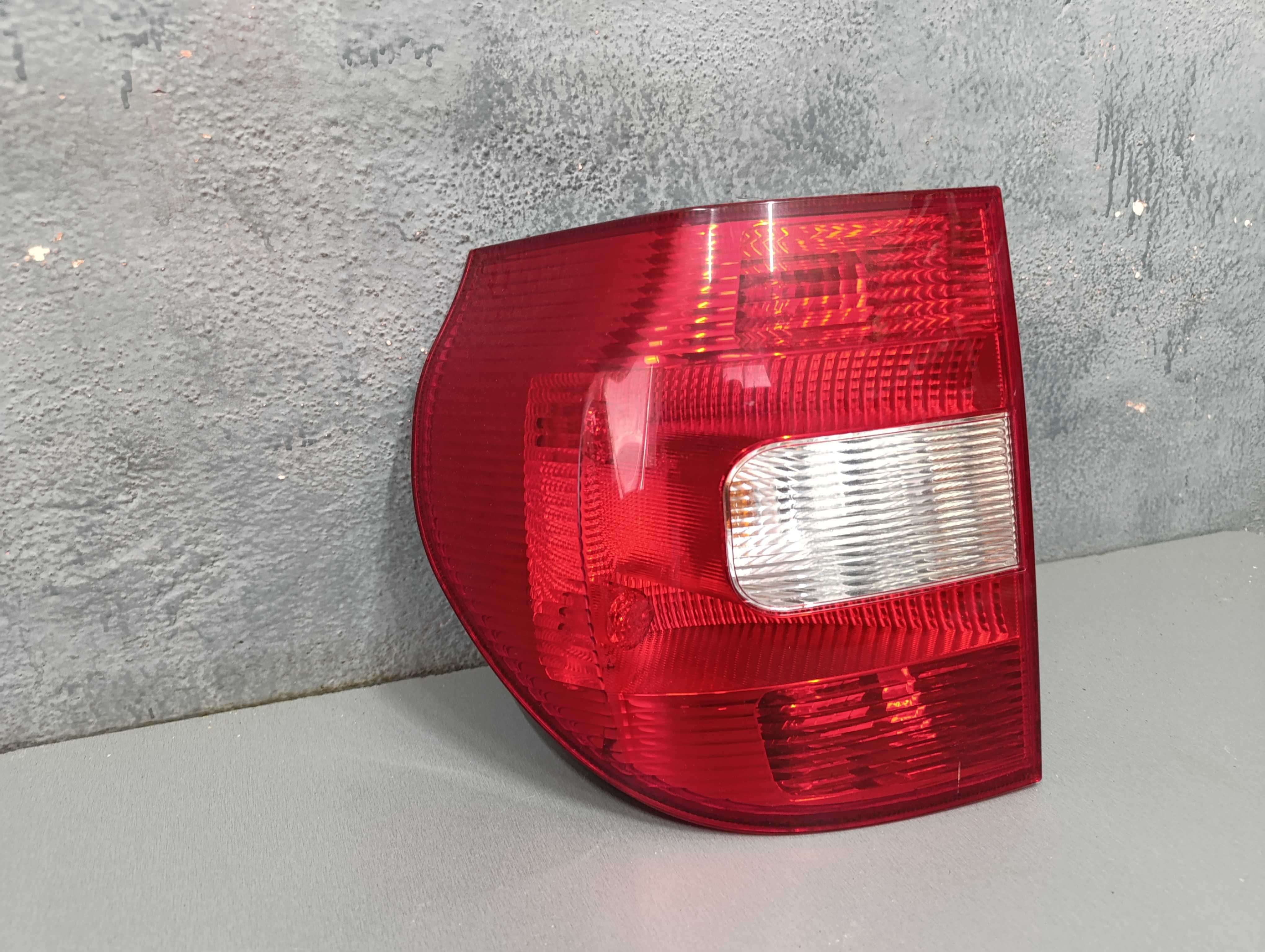 Skoda Yati 09-13 Фонарь задний левый 5L0945095
