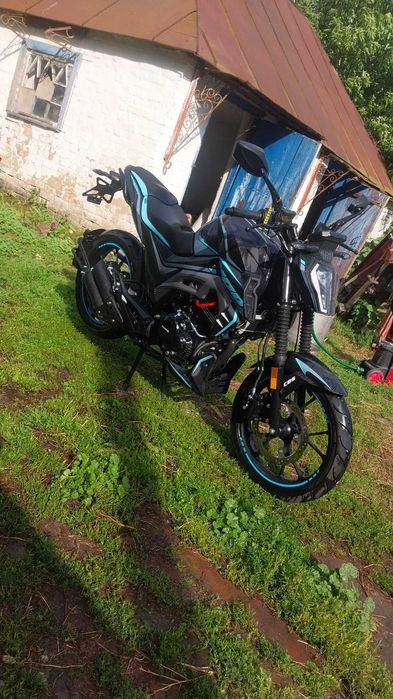 Мотоцыкол мустанг