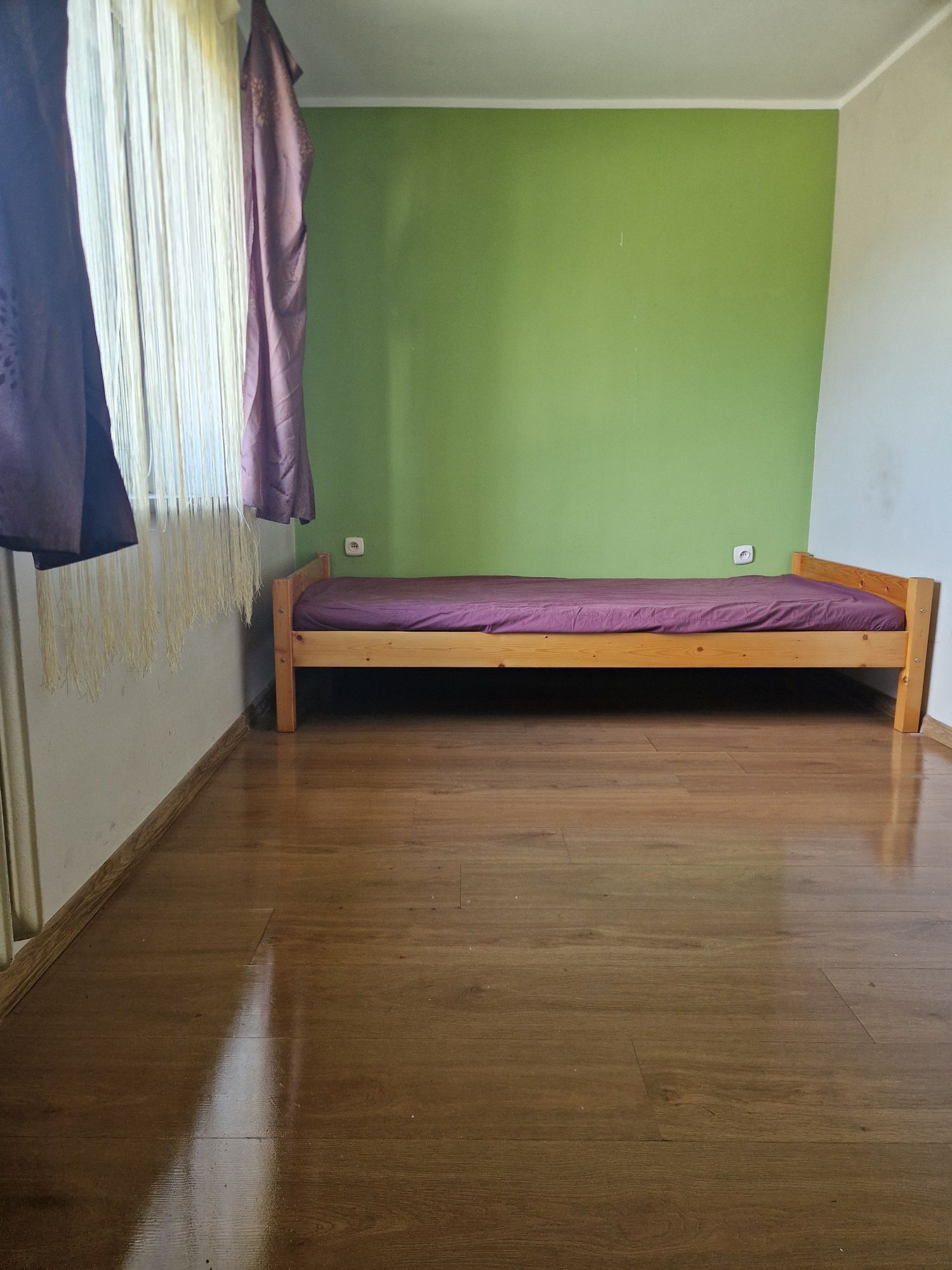 Wolnostojacy dom 114m² z dużym ogrodem 994m² na sprzedaż