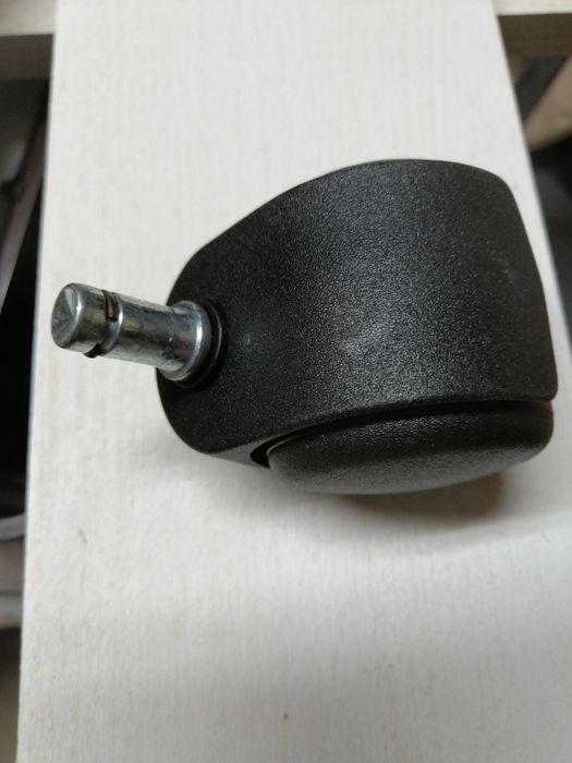 Kółka obrotowe do fotela czarne  nowe